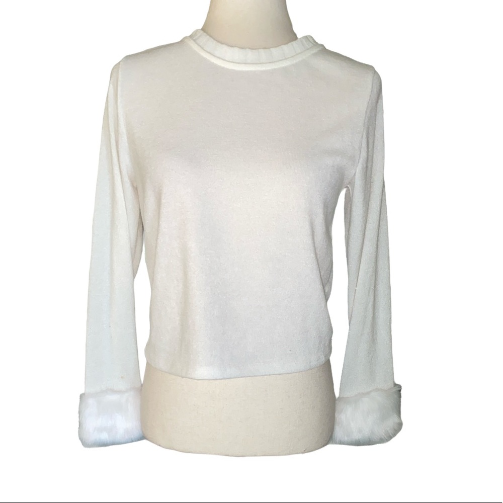 all:row Britney Faux Fur Cuff Cropped Ivory Cream Sweater - M